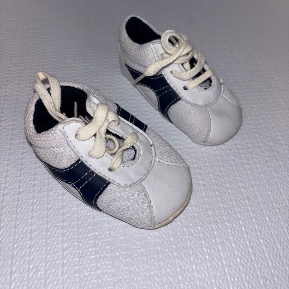 Baby Athletic Sneakers White and Blue Infant Shoes Size 2 Toddler Kids - Picture 2 of 5